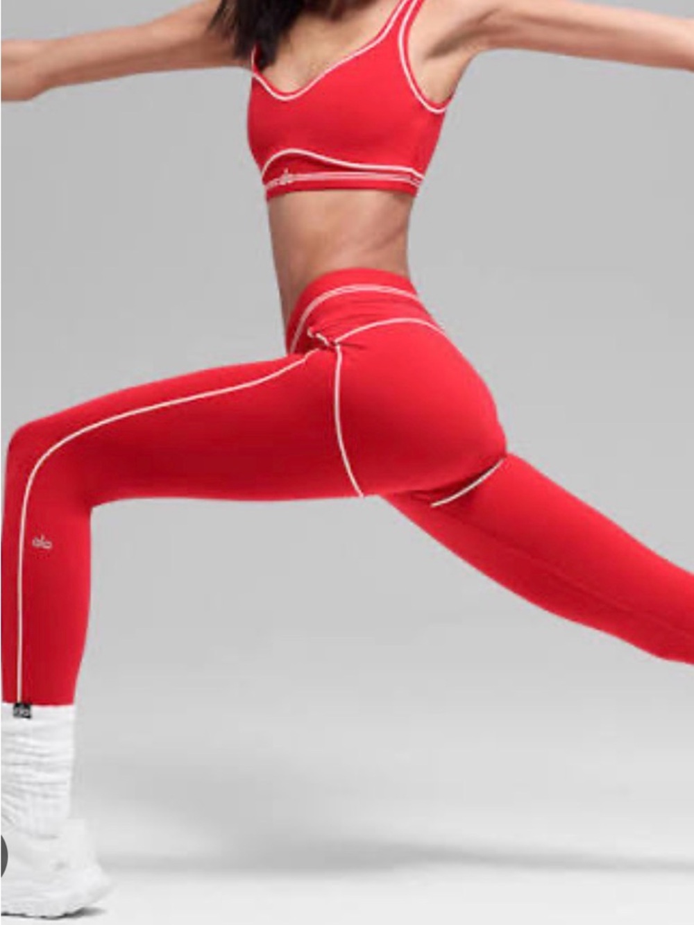 ALO Yoga Hearthrob Leggings